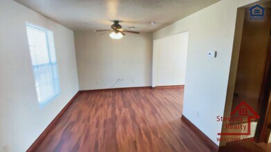 1602 NW Lindy Ave in Lawton, OK - Building Photo - Building Photo