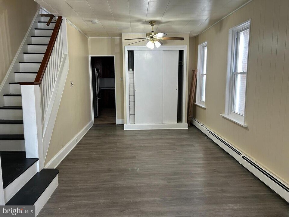 640 Grand St in Trenton, NJ - Building Photo