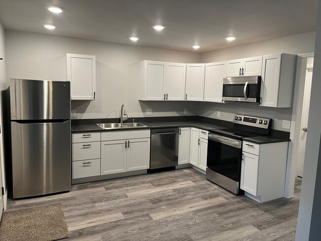 408 Academy St, Unit 1