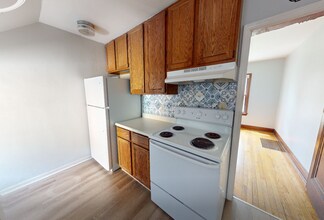 785 N Maple Rd in Ann Arbor, MI - Building Photo - Building Photo