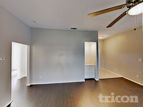 1712 Tigris Trail in Mesquite, TX - Foto de edificio - Building Photo