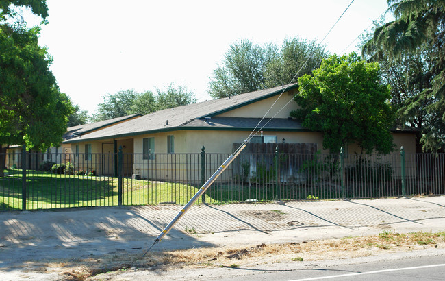 North Marks Apartments in Fresno, CA - Foto de edificio - Building Photo