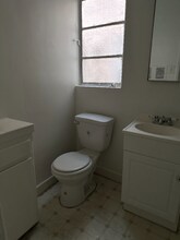 1828 N Kingsley Dr in Los Angeles, CA - Building Photo - Building Photo