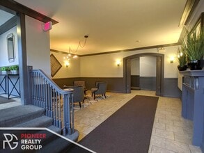 835 W Wolfram St, Unit #837-103 in Chicago, IL - Foto de edificio - Building Photo
