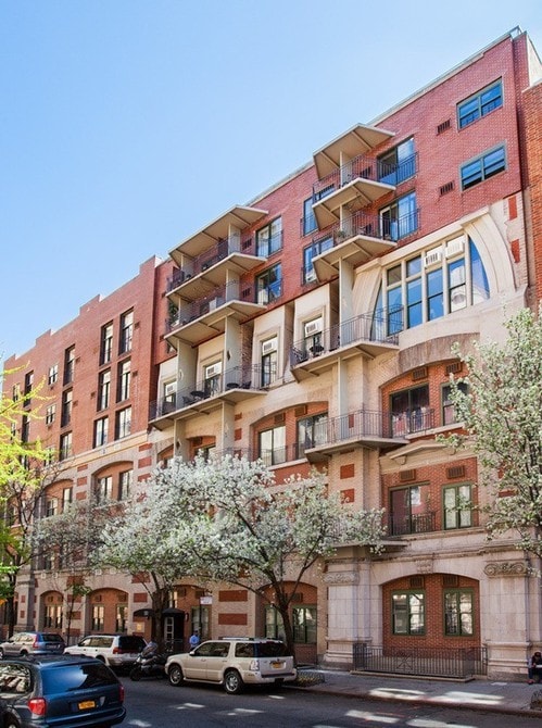 210-220-220 E 22nd St in New York, NY - Building Photo - Building Photo