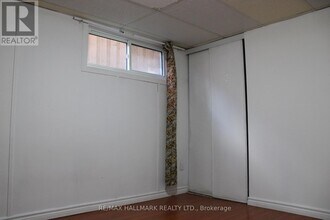 86 Golfhaven Dr in Toronto, ON - Building Photo - Building Photo