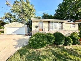 31 Tyne Dr in New Castle, DE - Building Photo