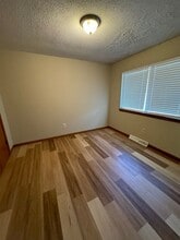 4339 W Bethany Dr in Columbia, MO - Building Photo - Building Photo