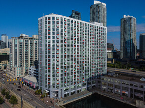 The Quay - Tower I in Toronto, ON - Building Photo - Building Photo