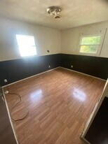 1148 S Hilton St in Decatur, IL - Building Photo