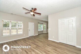480 Burdett Ridge Ct in College Park, GA - Building Photo - Building Photo