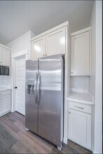 2972 Huntshire Ave in Ammon, ID - Building Photo - Building Photo