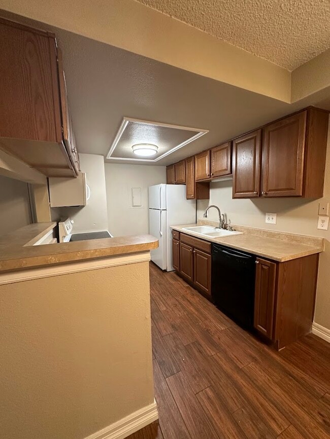 1872 S Pitkin Cir, Unit A in Aurora, CO - Foto de edificio - Building Photo