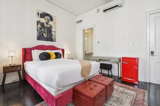 508 Chartres St in New Orleans, LA - Building Photo - Building Photo