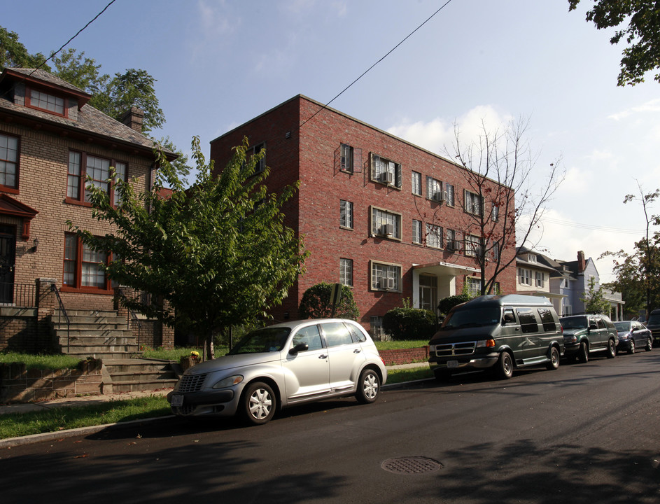 Madison House in Washington, DC - Building Photo