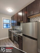 423 W Belden Ave, Unit 1 Apartments