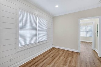 204 Palm St in St. Simons Island, GA - Building Photo - Building Photo