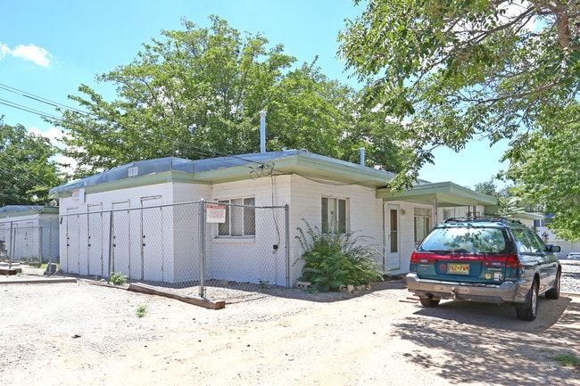 500-504 Princeton Dr SE in Albuquerque, NM - Foto de edificio - Building Photo