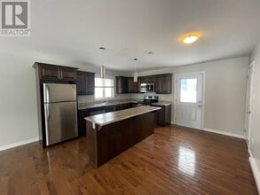 39 Nautilus Street in St John's, NL - Building Photo - Building Photo