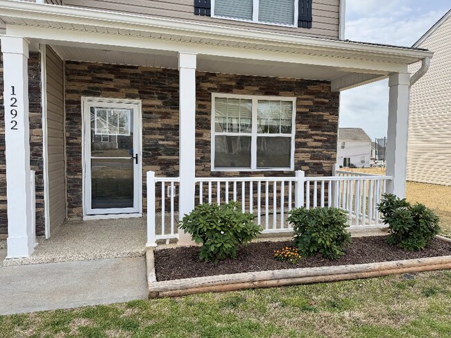 1292 Elterwater Ln in Spartanburg, SC - Building Photo - Building Photo