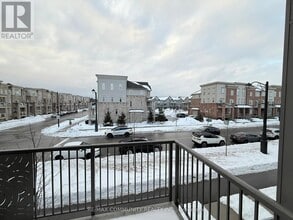 2635 William Jackson Dr in Pickering, ON - Building Photo - Building Photo