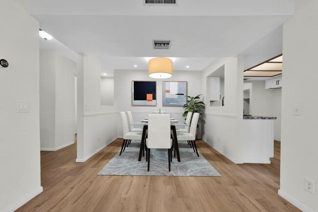 20155 Keswick St in Los Angeles, CA - Building Photo - Building Photo