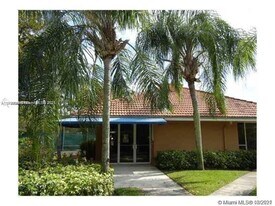 758 NW 103rd Terrace in Pembroke Pines, FL - Building Photo