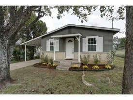 5606 Samuel Huston Ave in Austin, TX - Building Photo