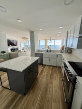 1301 1st St S, Unit apt 804 in Jacksonville Beach, FL - Building Photo - Building Photo