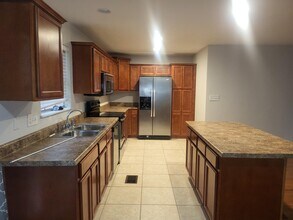 1540 Pine View Dr in Tallahassee, FL - Building Photo - Building Photo