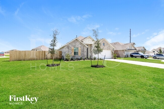 9606 Mystic Way in Mont Belvieu, TX - Foto de edificio - Building Photo