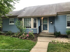163 Concordia Cir in Monroe Township, NJ - Building Photo