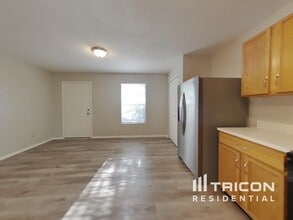 8643 Hopewell Ct in Indianapolis, IN - Building Photo - Building Photo