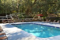 Building Photo - Azalea Place Apartments in Tallahassee, Florida