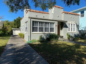 125 Adalia Ave in Tampa, FL - Building Photo - Building Photo