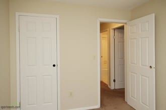 Williamsburg of Lebanon Apartments in Lebanon, OH - Building Photo - Interior Photo
