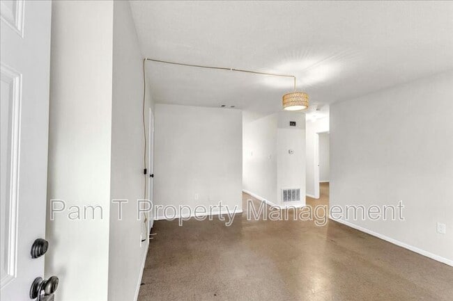 5209 Jasmine Ave in Savannah, GA - Building Photo - Building Photo