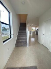 575 NE 208th Terrace in Miami, FL - Building Photo - Building Photo