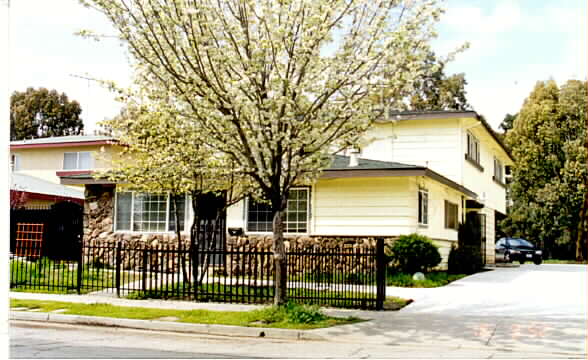 3159-3161 Locke Dr in San Jose, CA - Building Photo