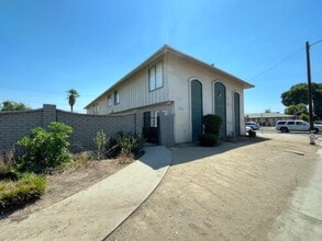2006 N First St in Fresno, CA - Building Photo - Building Photo