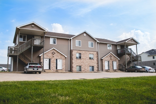 Twain Circle Apartments in Ames, IA - Building Photo