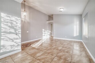 1989 Songbird Ct in Henderson, NV - Building Photo - Building Photo