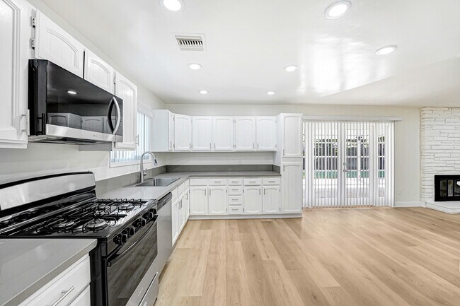 17178 McKeever St in Los Angeles, CA - Building Photo - Building Photo