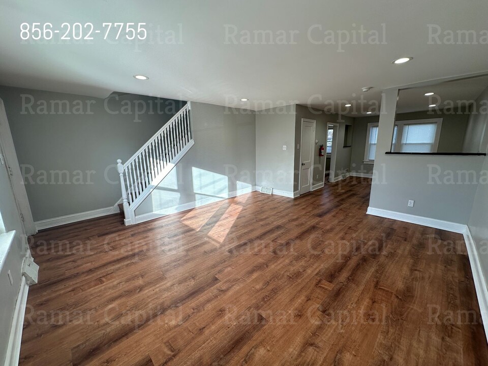 2923 Clinton St in Camden, NJ - Building Photo