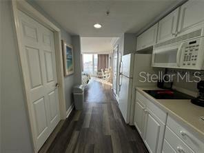 2700 N Atlantic Ave in Daytona Beach, FL - Building Photo - Building Photo