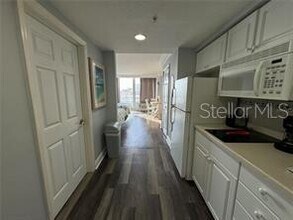 2700 N Atlantic Ave in Daytona Beach, FL - Building Photo - Building Photo