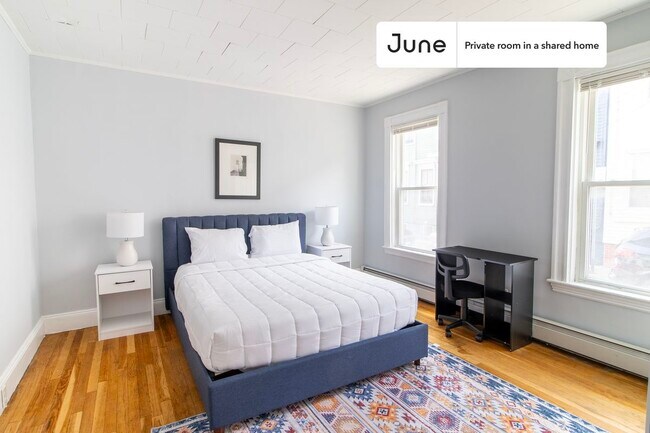 Private bedroom in 3 bed/1 bath Home in Boston, MA - Building Photo - Building Photo