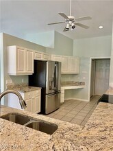 5145 Lochwood Ct in Naples, FL - Building Photo - Building Photo