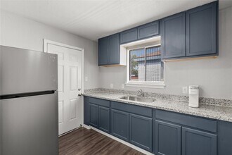 5718 Pickfair St in Houston, TX - Building Photo - Building Photo