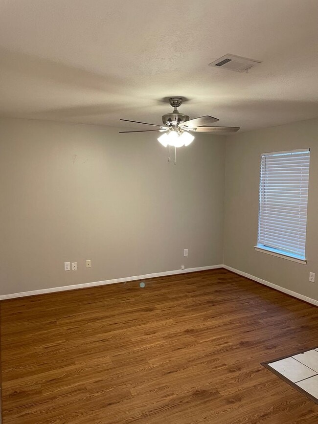 825 San Saba Dr in College Station, TX - Building Photo - Building Photo